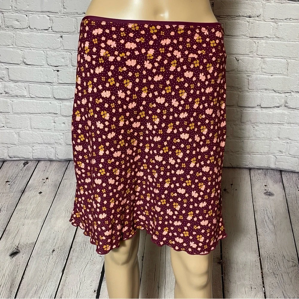 New Free People IRL Mini Plum Floral Skirt Size 2